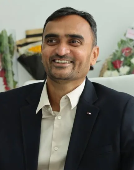 Dr Kaushik Pethani